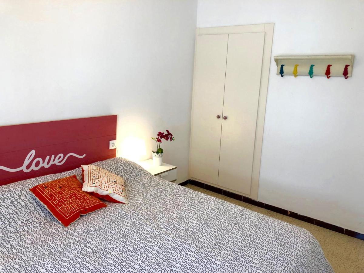 Apartamentos Aquarium. 150 Metros Playa. ロザス エクステリア 写真
